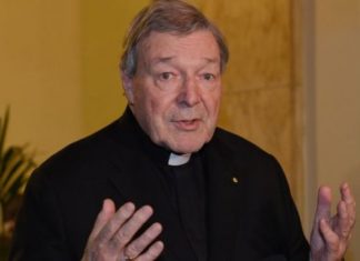 Одного из самых влиятельных кардиналов Ватикана будут судить за развращение несовершеннолетних