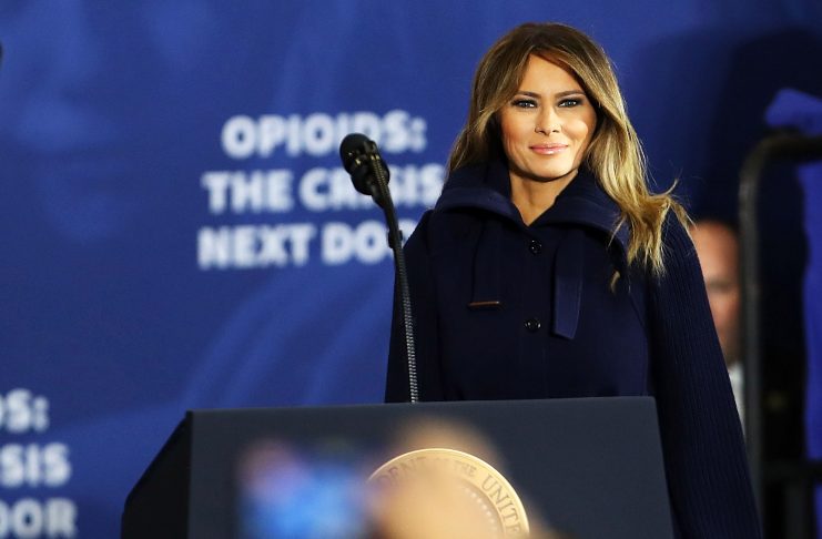 Меланья Трамп подвергла критике иммиграционную политику мужа