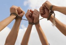 «Нет» современному рабству». В Киеве прошла акция против торговли людьми. Видео