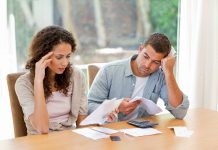 Муж и жена — сумма одна. Новые правила по субсидиям провоцируют разводы украинских семей