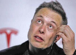Илон Маск подумывает выкупить все акции компании Tesla
