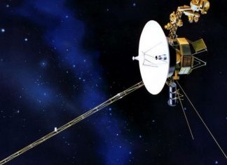 Посланец с Земли покидает Солнечную систему