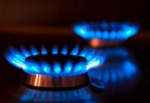 Экономист о повышении цены на газ ради кредита МВФ: из карманов украинцев вытянут последние деньги