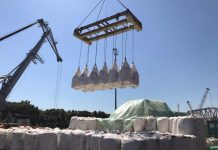 Химия раздора: Почему налоговая заблокировала импорт минеральных удобрений