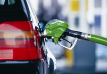 За декабрь цены на бензин упали на три гривни: на что рассчитывать автовладельцам в январе