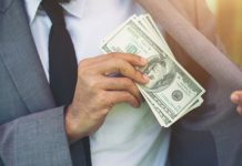 Стабильность или девальвация: что будет с долларом в сентябре