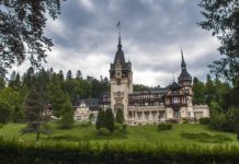 Почем туры на бархатный уикенд: от Вены до Луцка – вампиры, поезд и вино