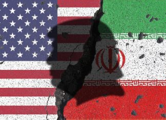 США обвинили Иран в поставках ракет террористам