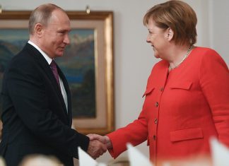 Путин и Меркель обсудили украинский транзит газа и «Северный поток-2»