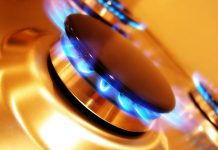 «Нафтогаз» на декабрь понизил цену на газ для населения Подробнее: https://www.capital.ua/ru/news/135792-naftogaz-na-dekabr-ponizil-tsenu-na-gaz-dlya-naseleniya#ixzz67jkeegFX