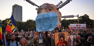 Мировой опыт борьбы с невакцинированными: увольняют, штрафуют, лишают премии