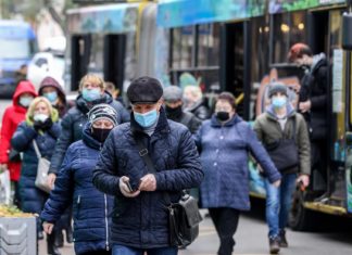 Грядет тяжелая зима. Нас ждет «коктейль» из пятой волны коронавируса и новой эпидемии