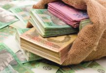 Військовим – бронежилет, а собі золото. Як наживаються на гуманітарці