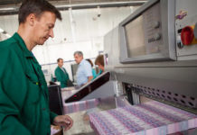 Якщо «включити друкарський верстат»: що буде з цінами та курсом