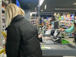 Дорожчає все: продавці не встигають міняти цінники, а яйця стали золотими