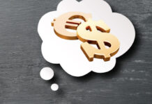 Аналітики КИТ Group: продавати долари зараз немає сенсу, а нові заощадження варто формувати в євро