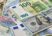 Долар проти євро: що буде з курсом до кінця року