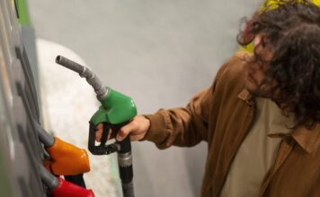 Війна США з Іраном розхитує нафтовий ринок: якими будуть ціни на українських АЗС